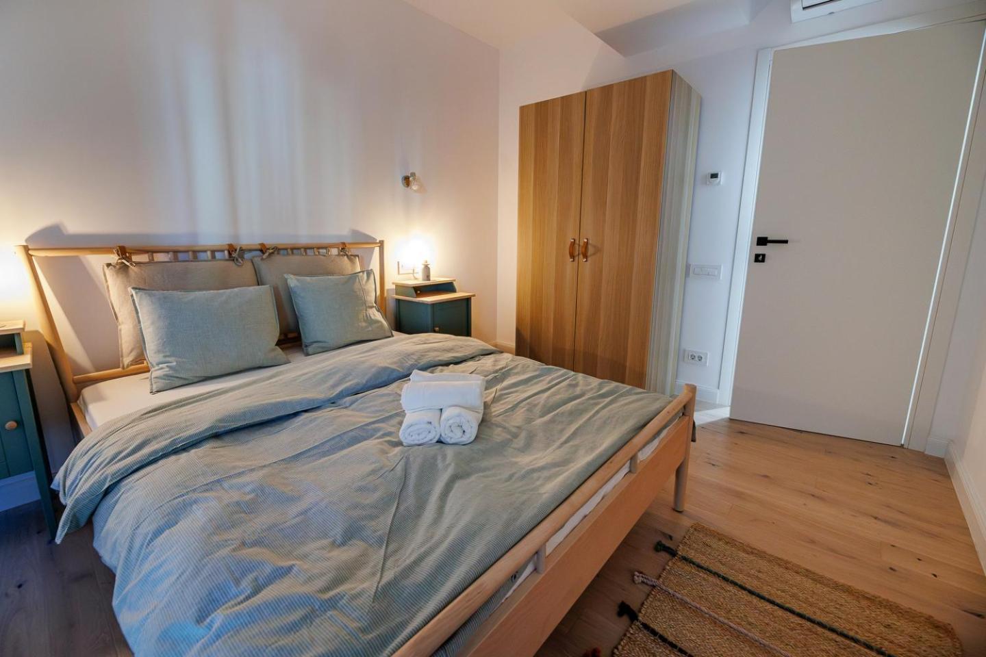 The Corner Luxe Apartment Bukarest Exteriör bild