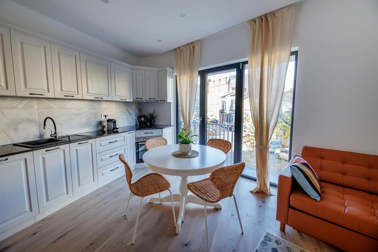 The Corner Luxe Apartment Bukarest Exteriör bild
