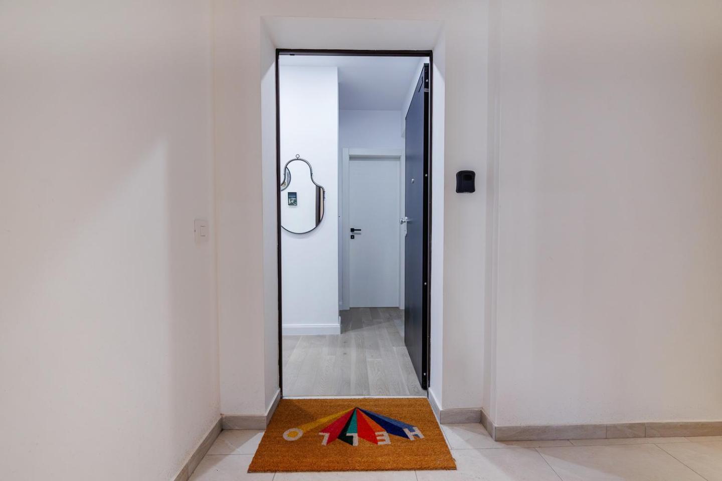 The Corner Luxe Apartment Bukarest Exteriör bild